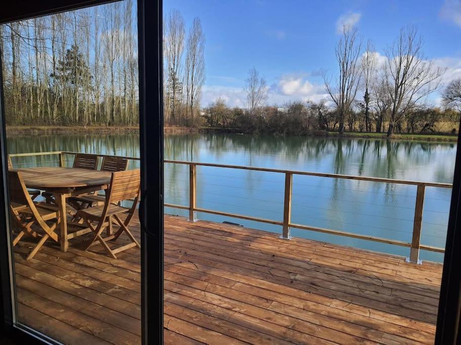 Chalet Les Pieds Dans L'Eau La Campagne A La Ville Saint-Doulchard Exterior foto